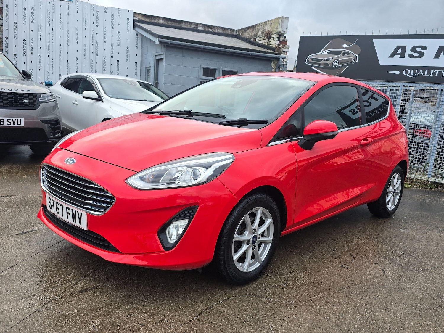 Used Ford Fiesta 2017 for sale - 77400709: Photo 3