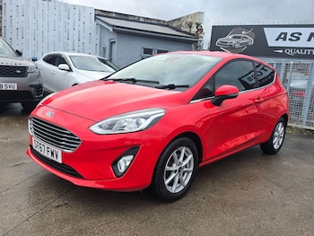 Used Ford Fiesta 2017 for sale - 77400709: Photo