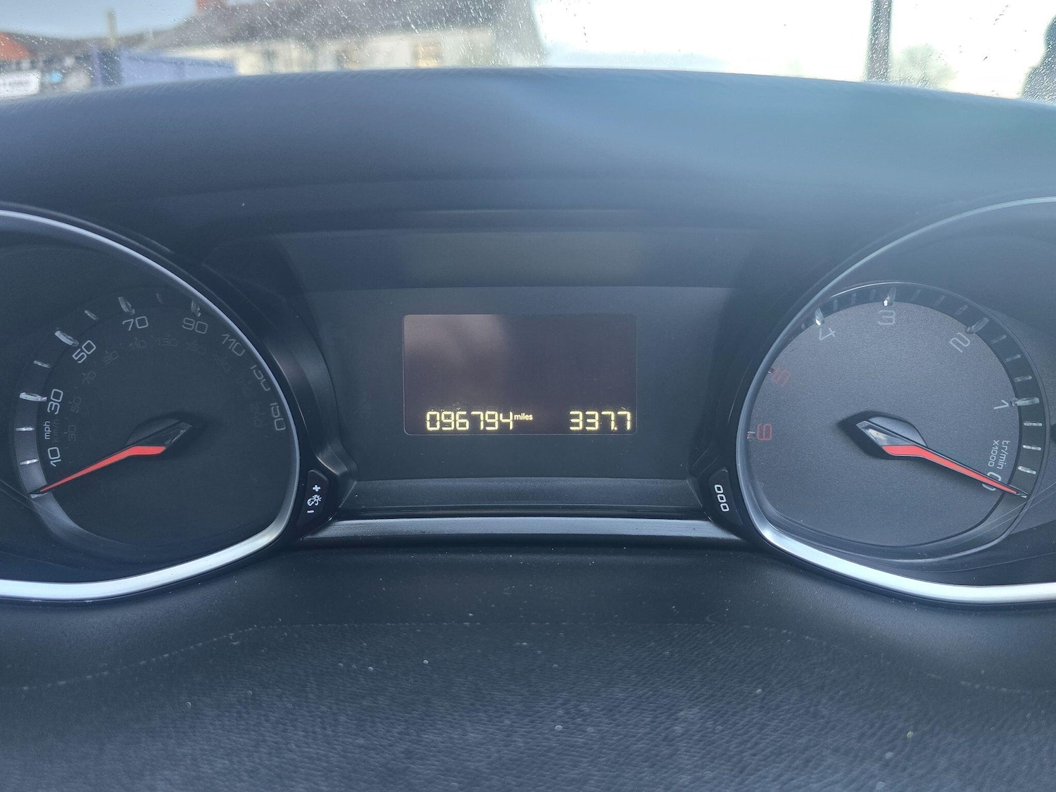 Used Peugeot 308 2014 for sale - 77925372: Photo 10