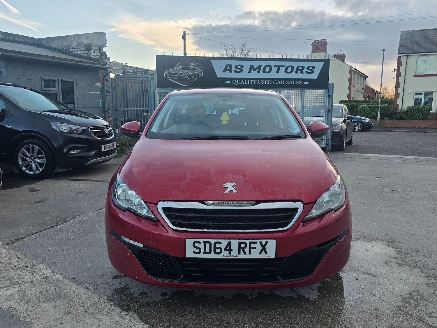 Used Peugeot 308 2014 for sale - 77925372: Photo 2
