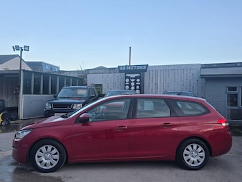 Used Peugeot 308 2014 for sale - 77925372: Photo