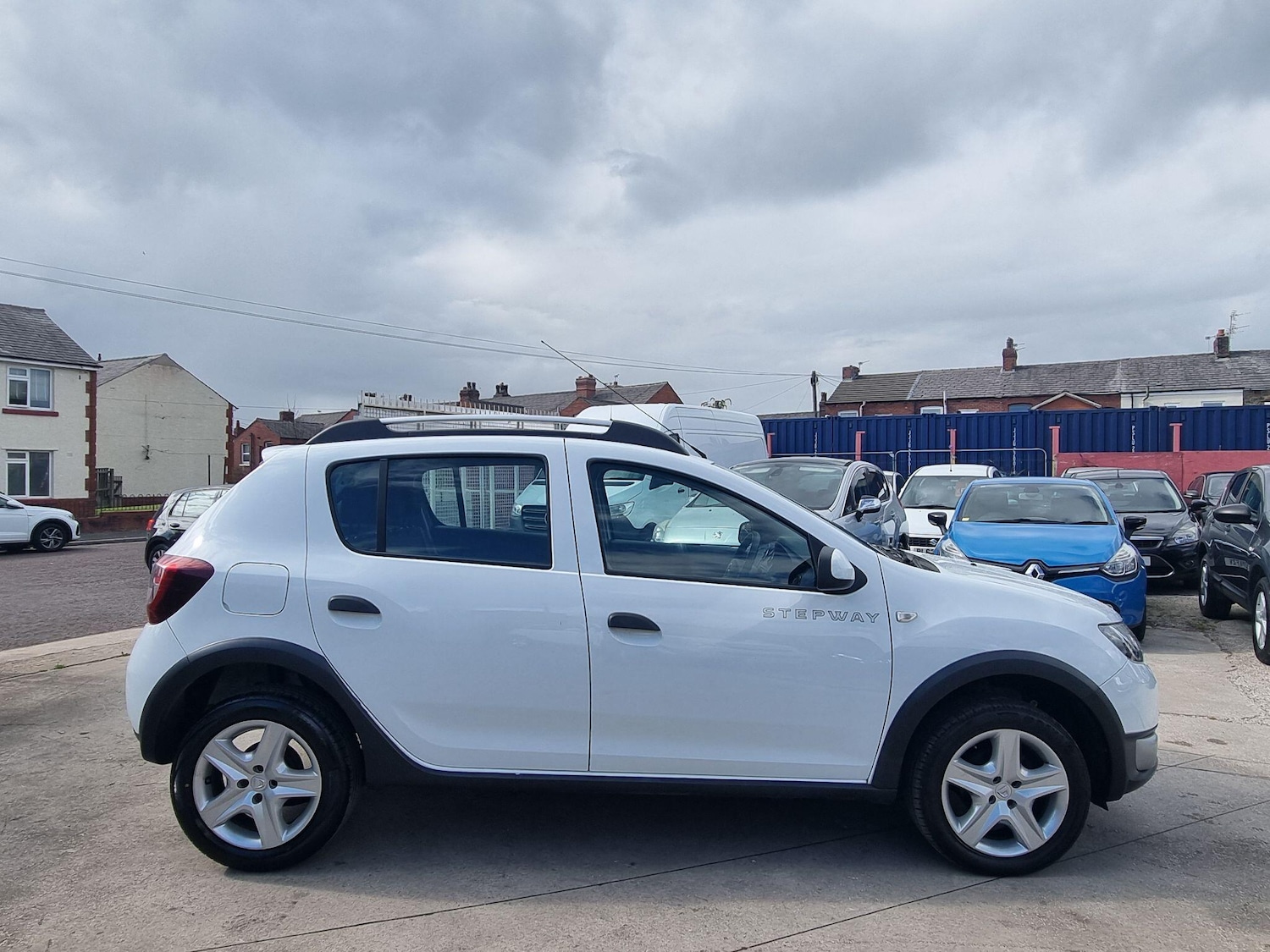 Used Dacia Sandero Stepway 2014 for sale - 76370729: Photo 8