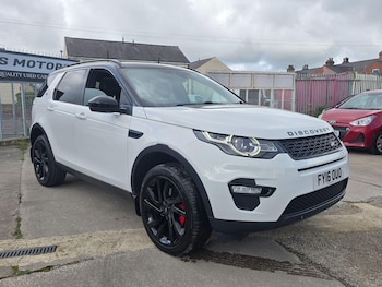 Used Land Rover Discovery Sport 2016 for sale - 78301157: Photo