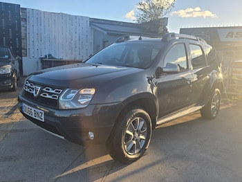 Used Dacia Duster 2016 for sale - 76633428: Photo