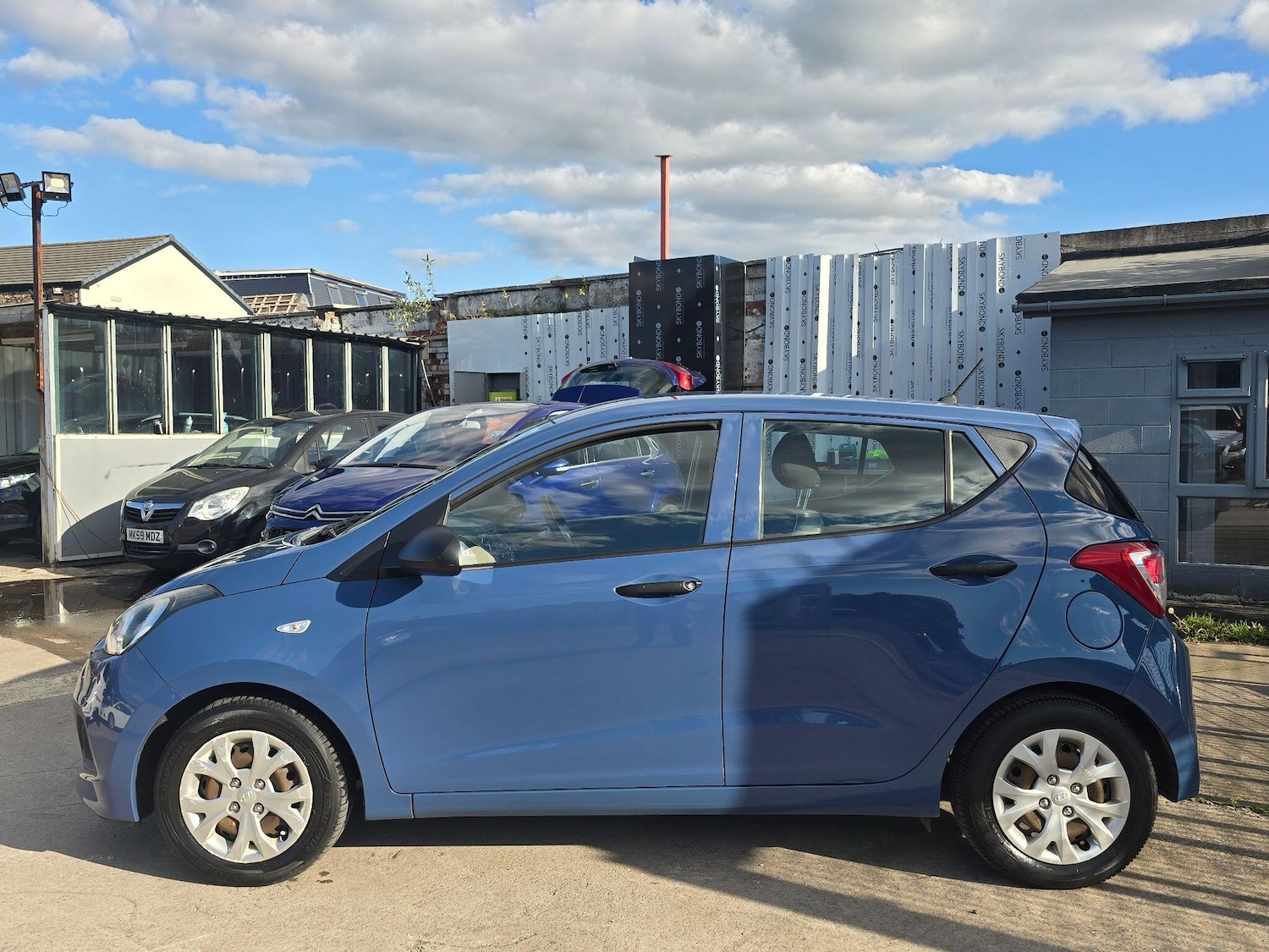 Used Hyundai i10 2014 for sale - 76370217: Photo 4