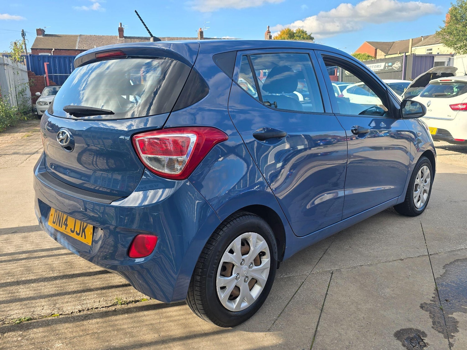 Used Hyundai i10 2014 for sale - 76370217: Photo 7