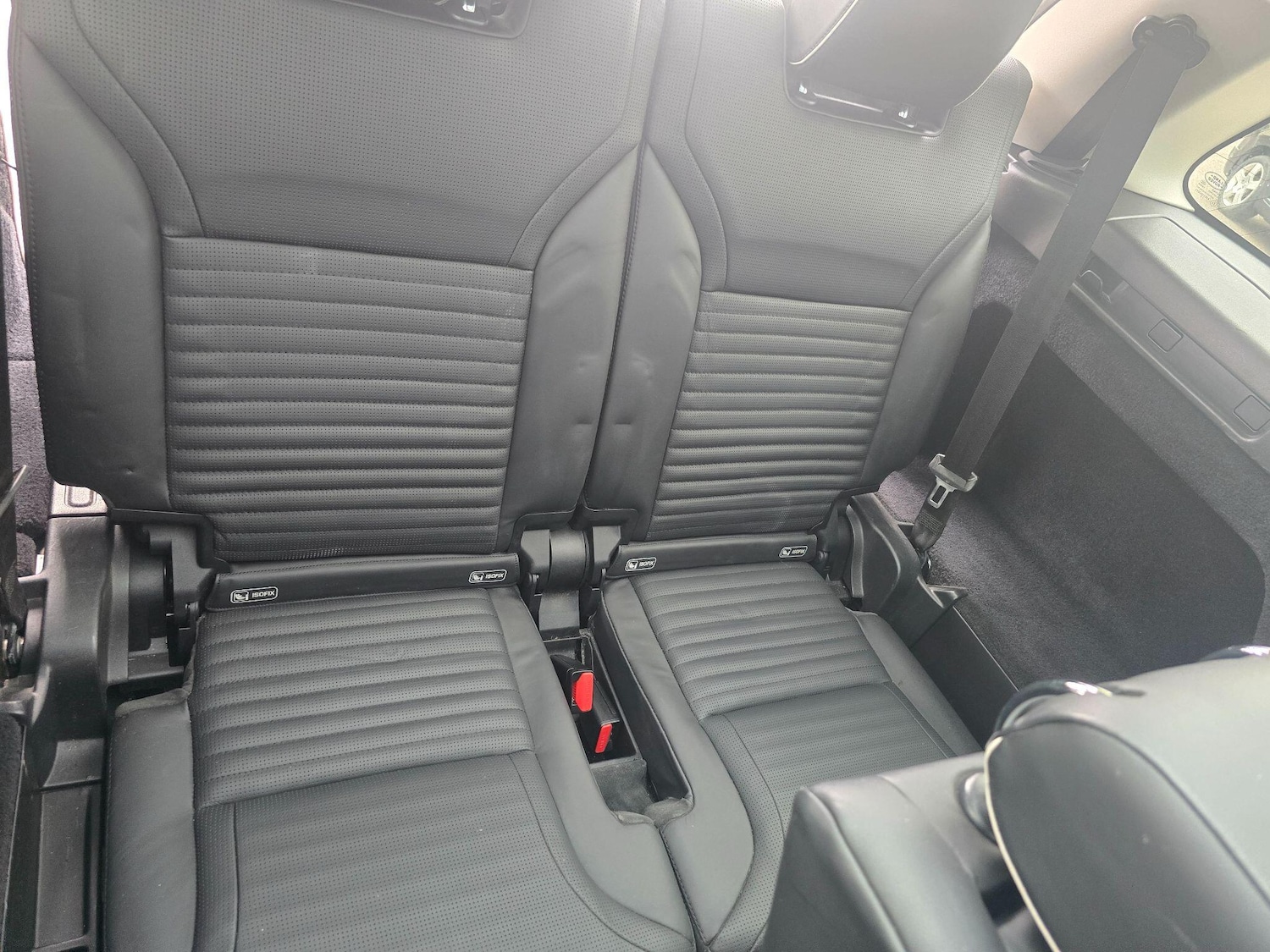 Used Land Rover Discovery 2017 for sale - 76370620: Photo 14