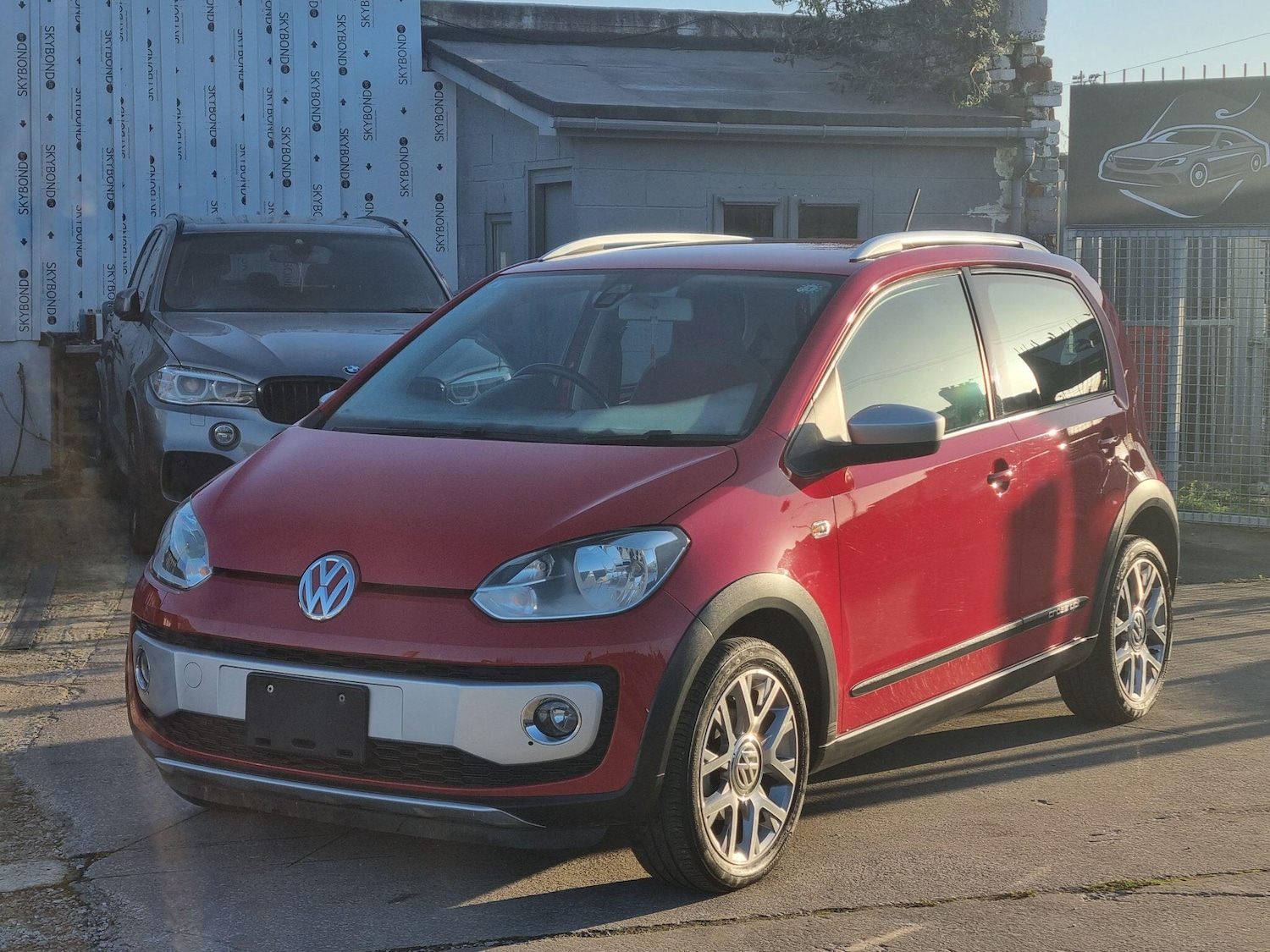 Used Volkswagen up! for sale - 76607512: Photo 1