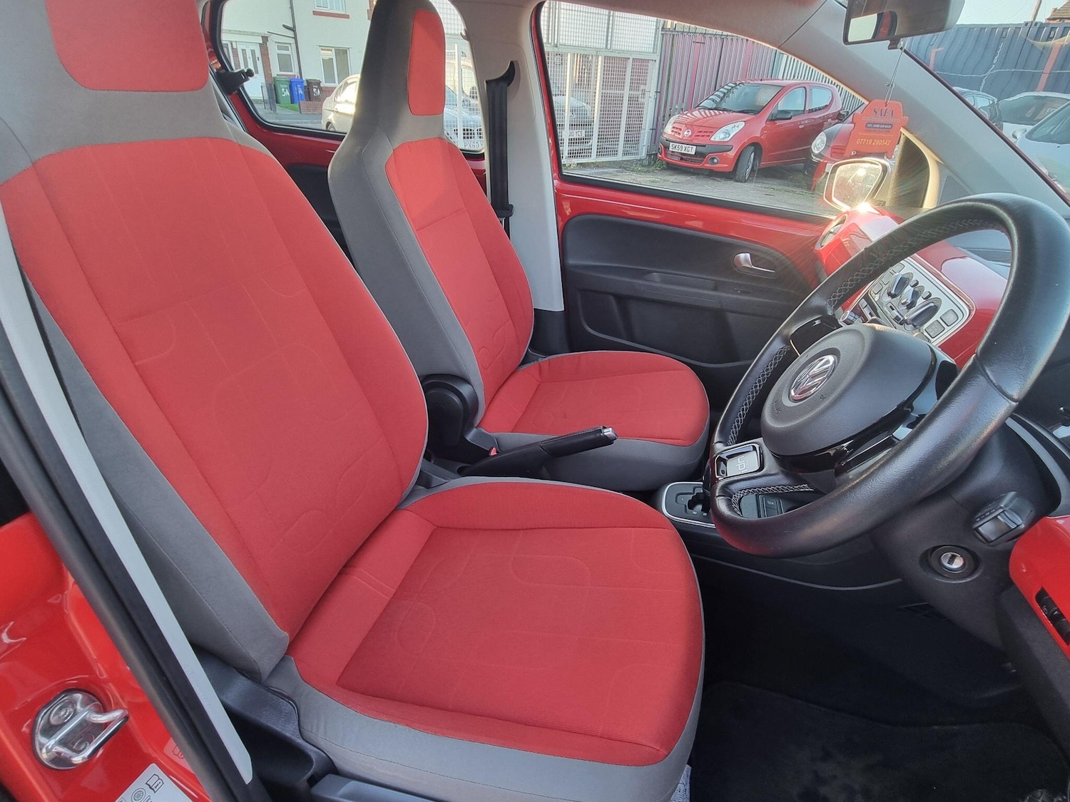 Used Volkswagen up! for sale - 76607512: Photo 5