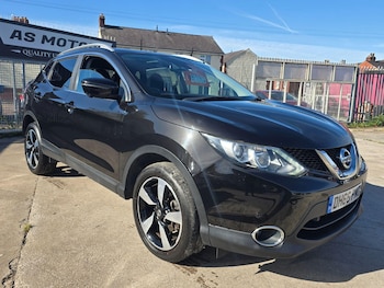 Used Nissan Qashqai 2017 for sale - 76370719: Photo