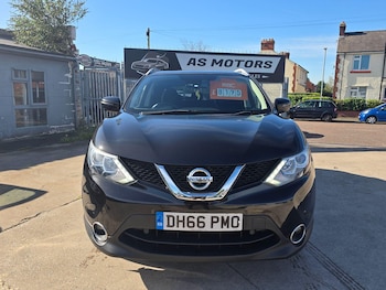 Used Nissan Qashqai 2017 for sale - 76370719: Photo