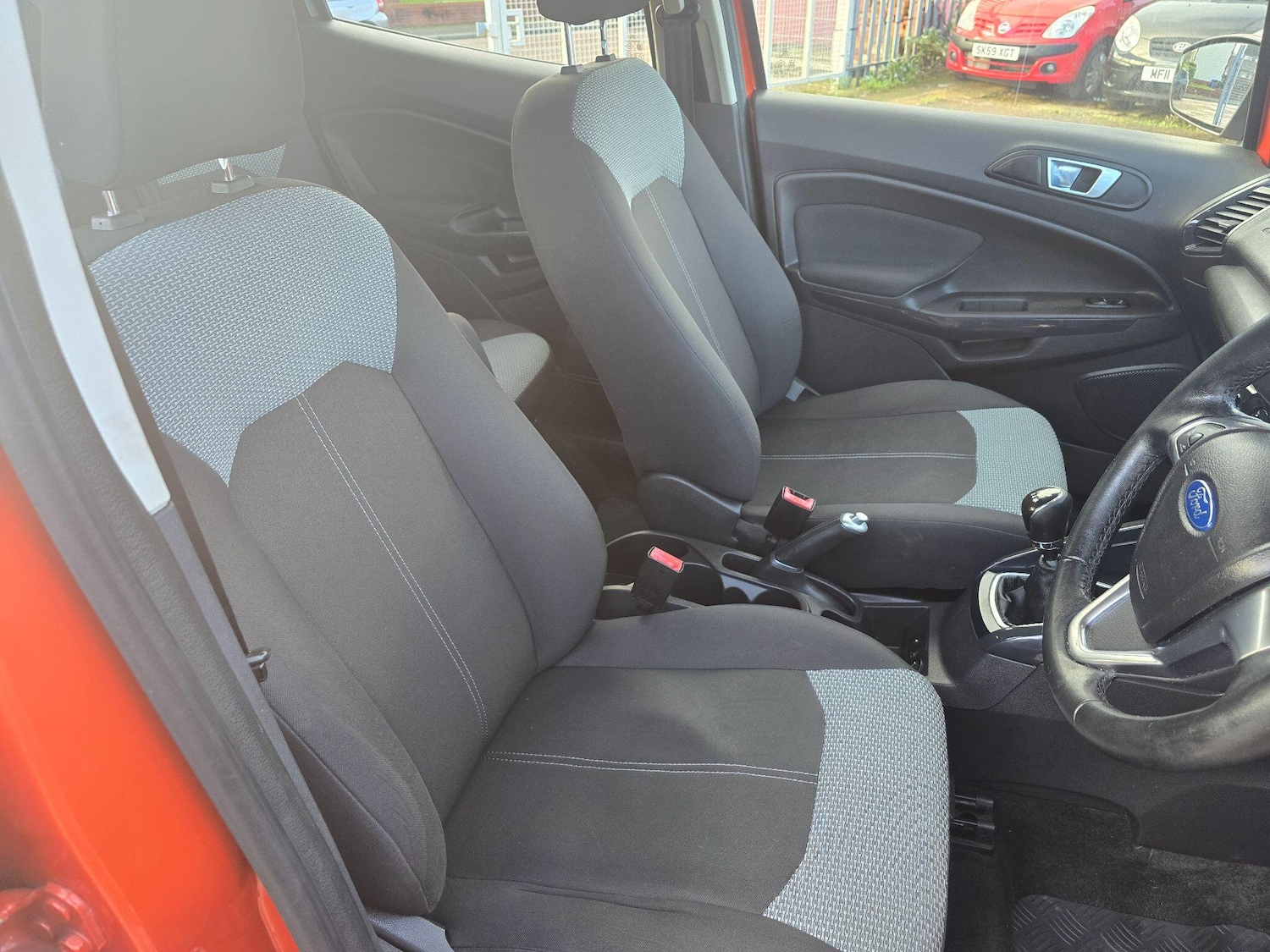 Used Ford Ecosport 2015 for sale - 76592717: Photo 12