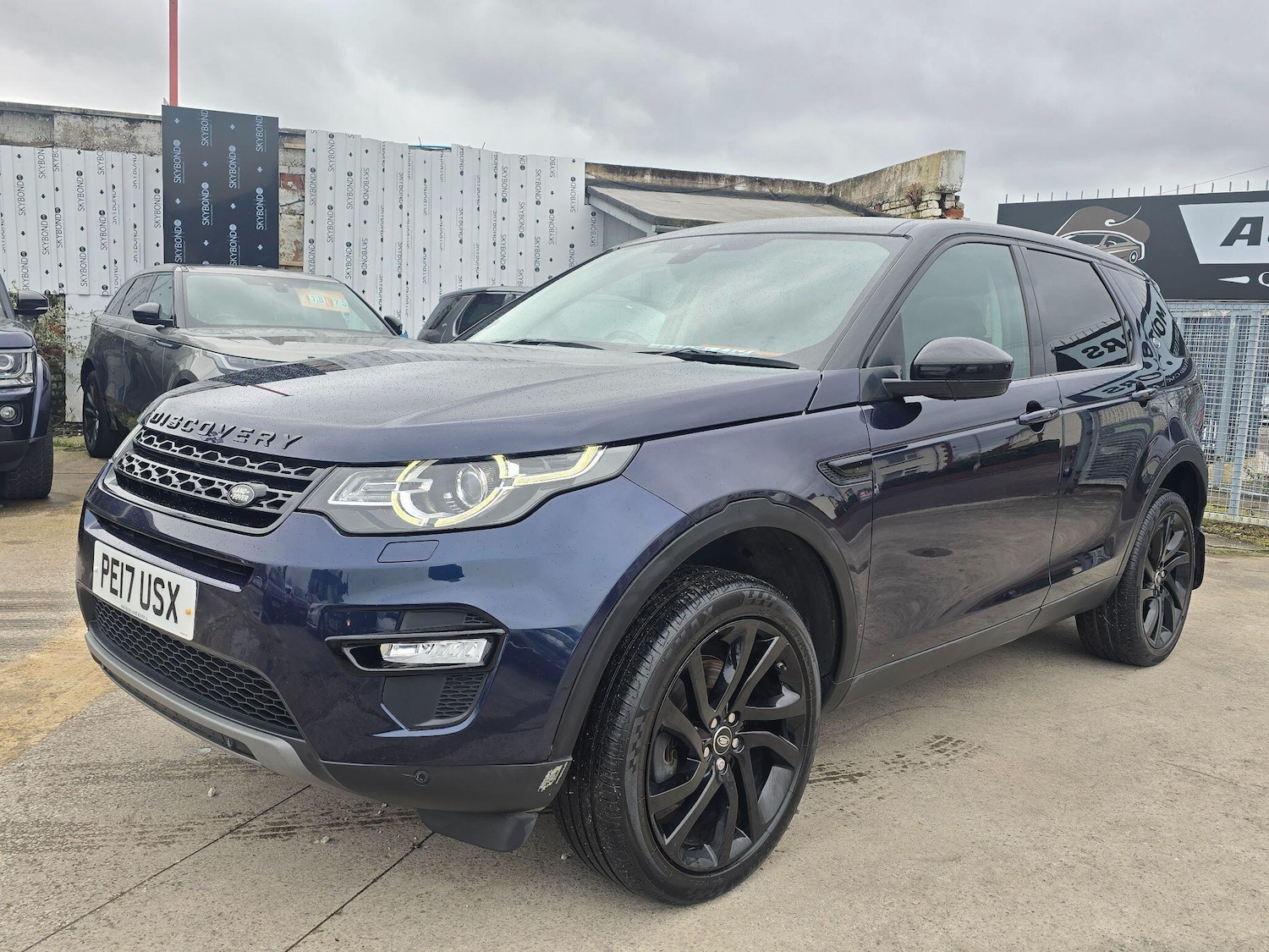 Used Land Rover Discovery Sport 2017 for sale - 77478648: Photo 3