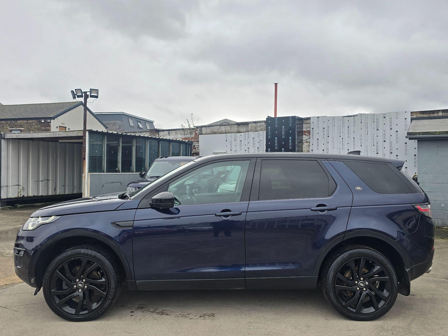 Used Land Rover Discovery Sport 2017 for sale - 77478648: Photo 4