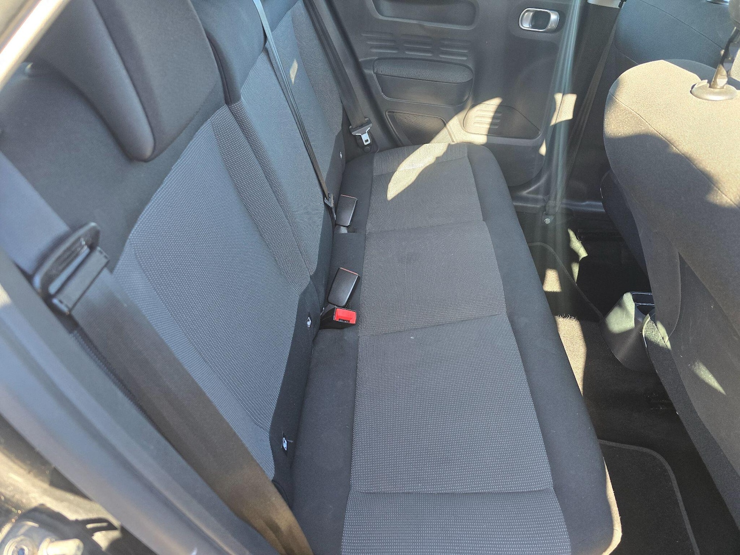 Used Citroen C4 Cactus 2018 for sale - 76997549: Photo 13