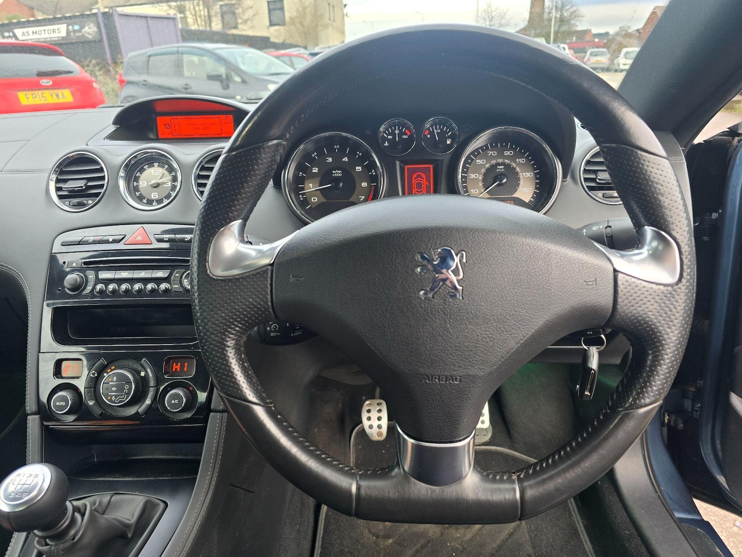 Used Peugeot RCZ 2011 for sale - 77396052: Photo 9