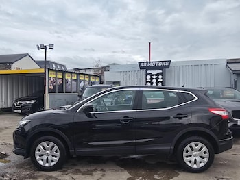 Used Nissan Qashqai 2015 for sale - 79075772: Photo