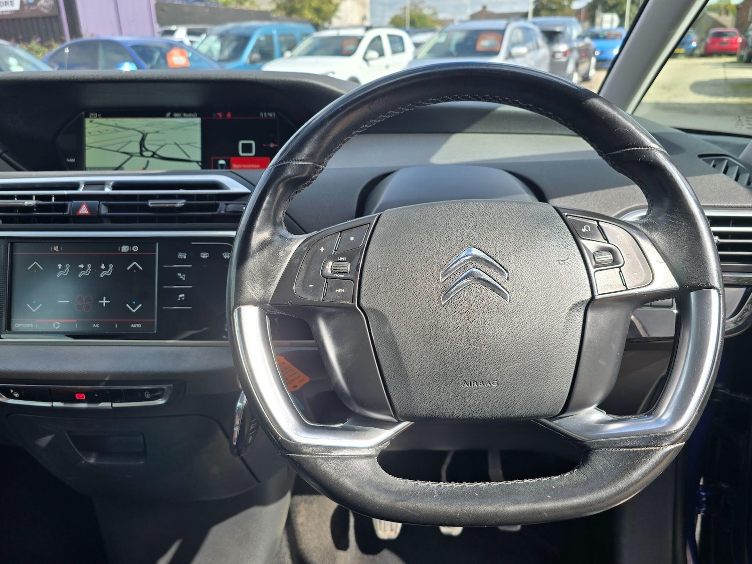 Used Citroen C4 Picasso 2016 for sale - 76370268: Photo 9