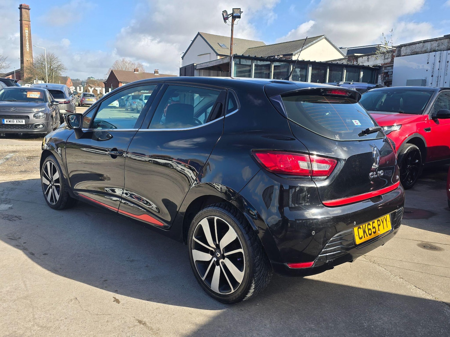 Used Renault Clio 2015 for sale - 77839539: Photo 5