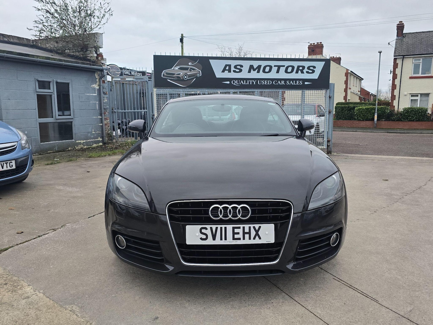 Used Audi TT 2011 for sale - 77081648: Photo 2