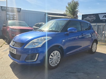Used Suzuki Swift 2015 for sale - 79471530: Photo