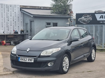 Used Renault Megane 2012 for sale - 76370803: Photo
