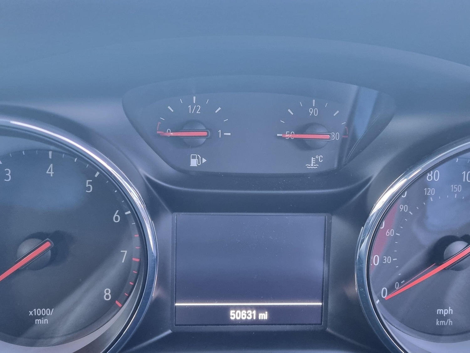 Used Vauxhall Astra 2017 for sale - 77109025: Photo 9