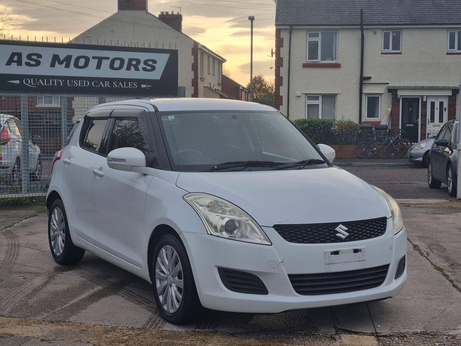 Used Suzuki Swift for sale - 76485078: Photo 1