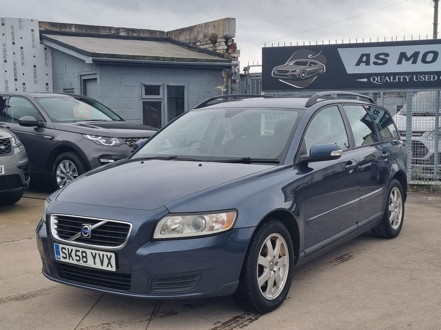 Used Volvo V50 2008 for sale - 77722980: Photo 3