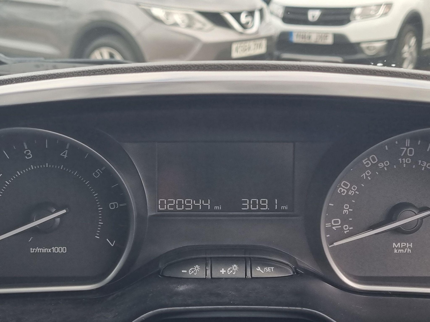 Used Peugeot 208 2025 for sale - 76988898: Photo 9