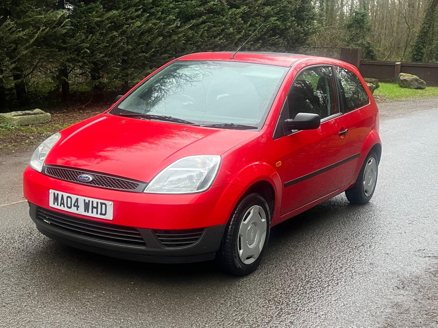Used Ford Fiesta 2004 for sale - 77400523: Photo 2