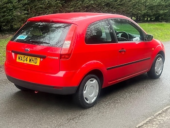 Used Ford Fiesta 2004 for sale - 77400523: Photo
