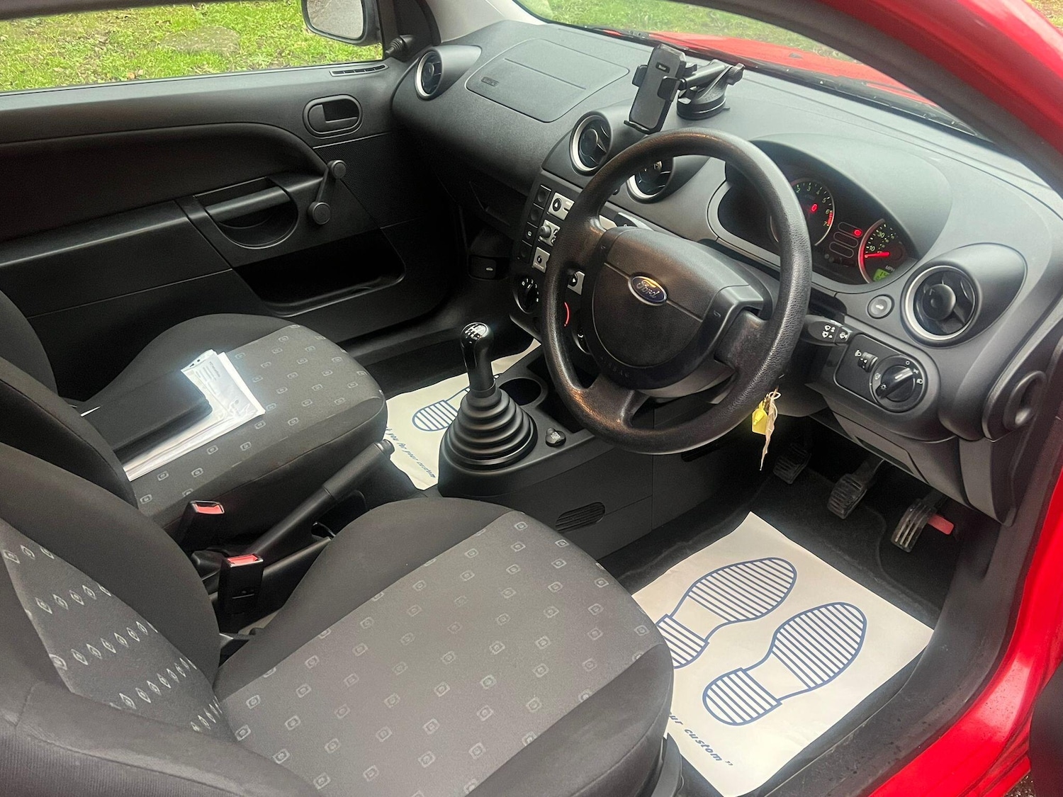 Used Ford Fiesta 2004 for sale - 77400523: Photo 5