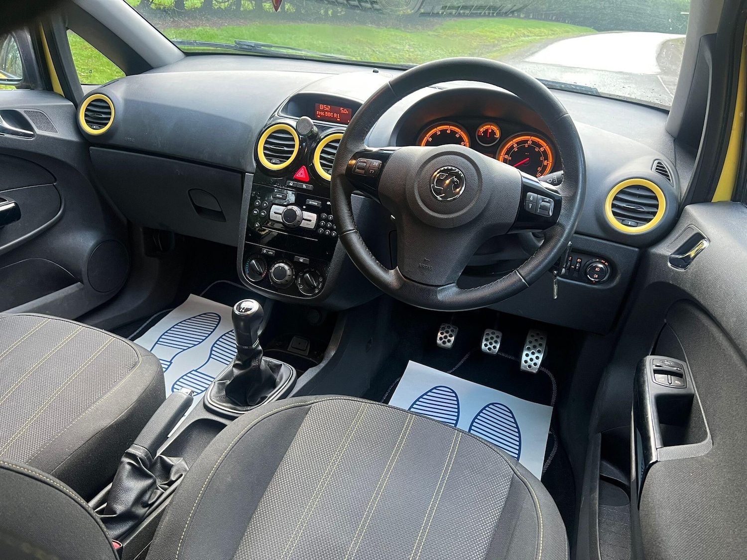 Used Vauxhall Corsa 2014 for sale - 77400740: Photo 5