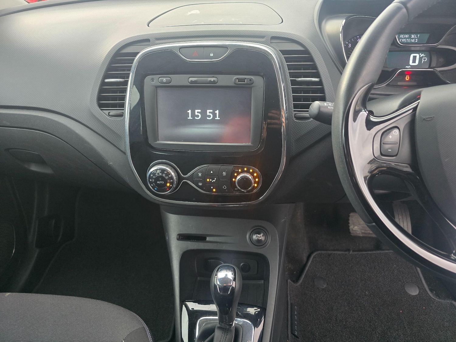 Used Renault Captur 2014 for sale - 77315434: Photo 11