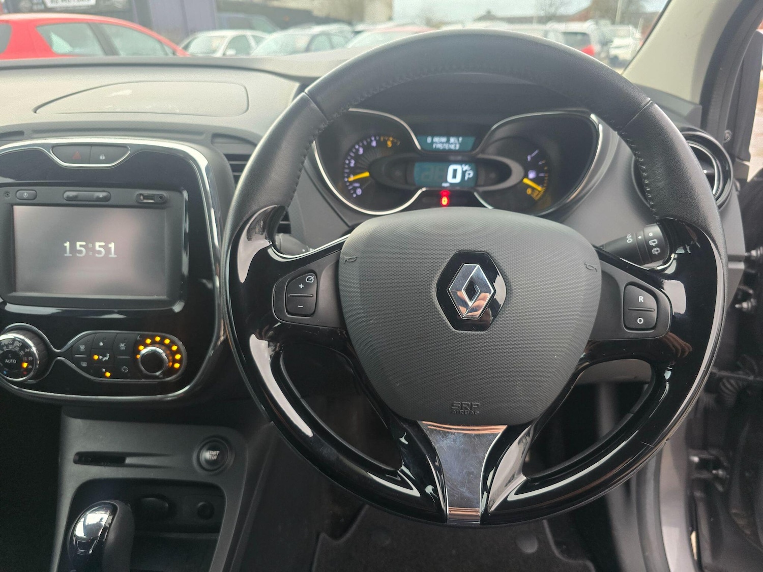 Used Renault Captur 2014 for sale - 77315434: Photo 9