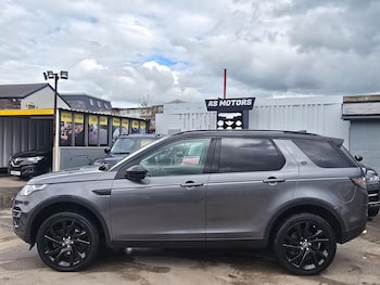 Used Land Rover Discovery Sport 2017 for sale - 79061443: Photo