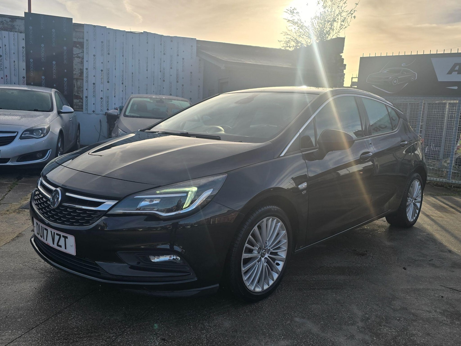 Used Vauxhall Astra 2017 for sale - 76913126: Photo 3