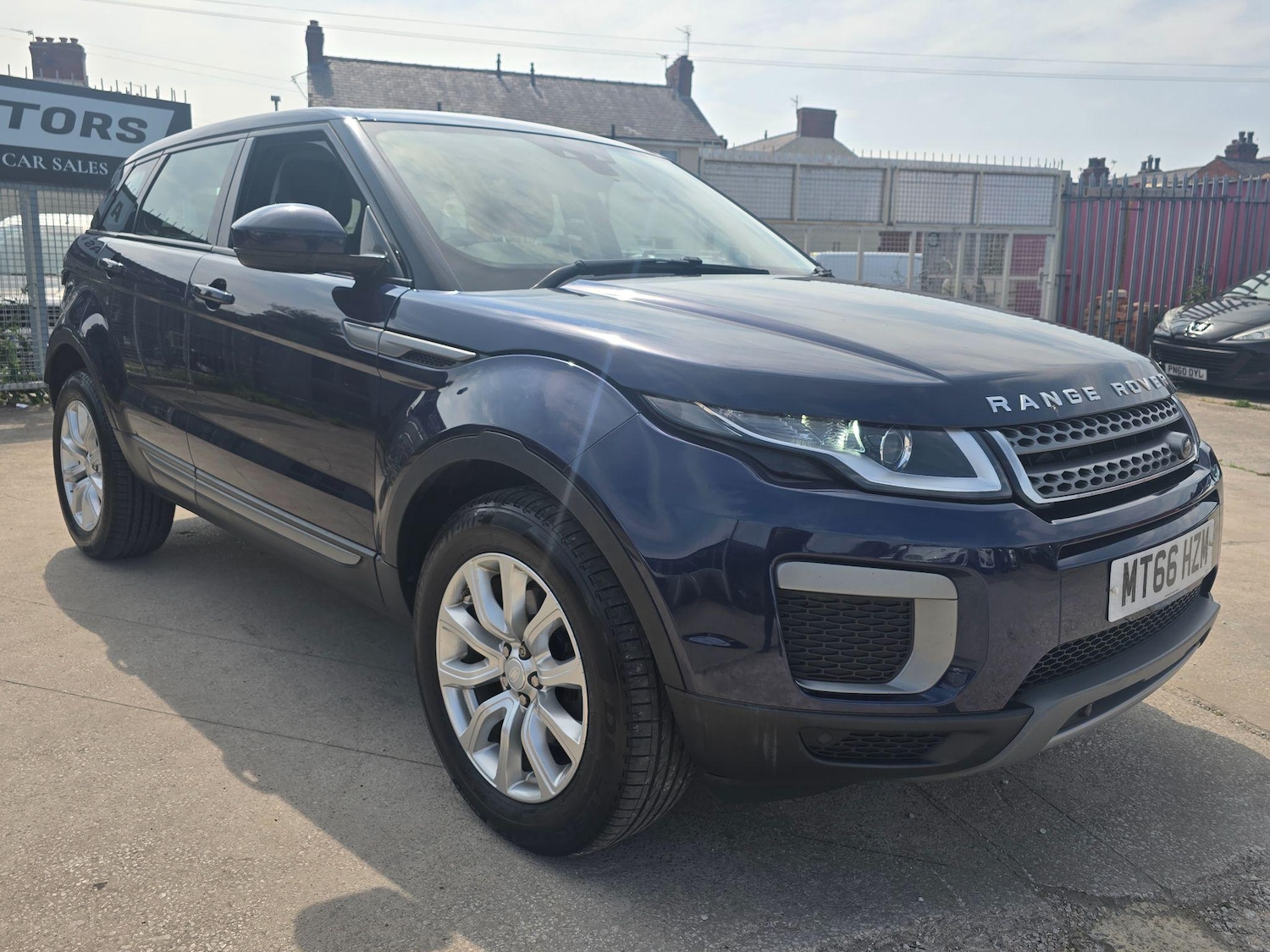 Used Land Rover Range Rover Evoque 2016 for sale - 76370343: Photo 1