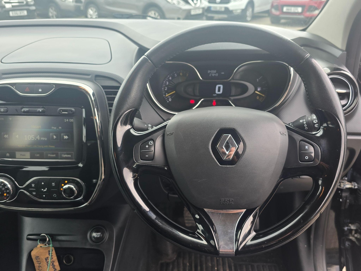 Used Renault Captur 2013 for sale - 76370667: Photo 9