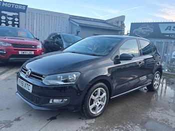 Used Volkswagen Polo 2011 for sale - 77924864: Photo