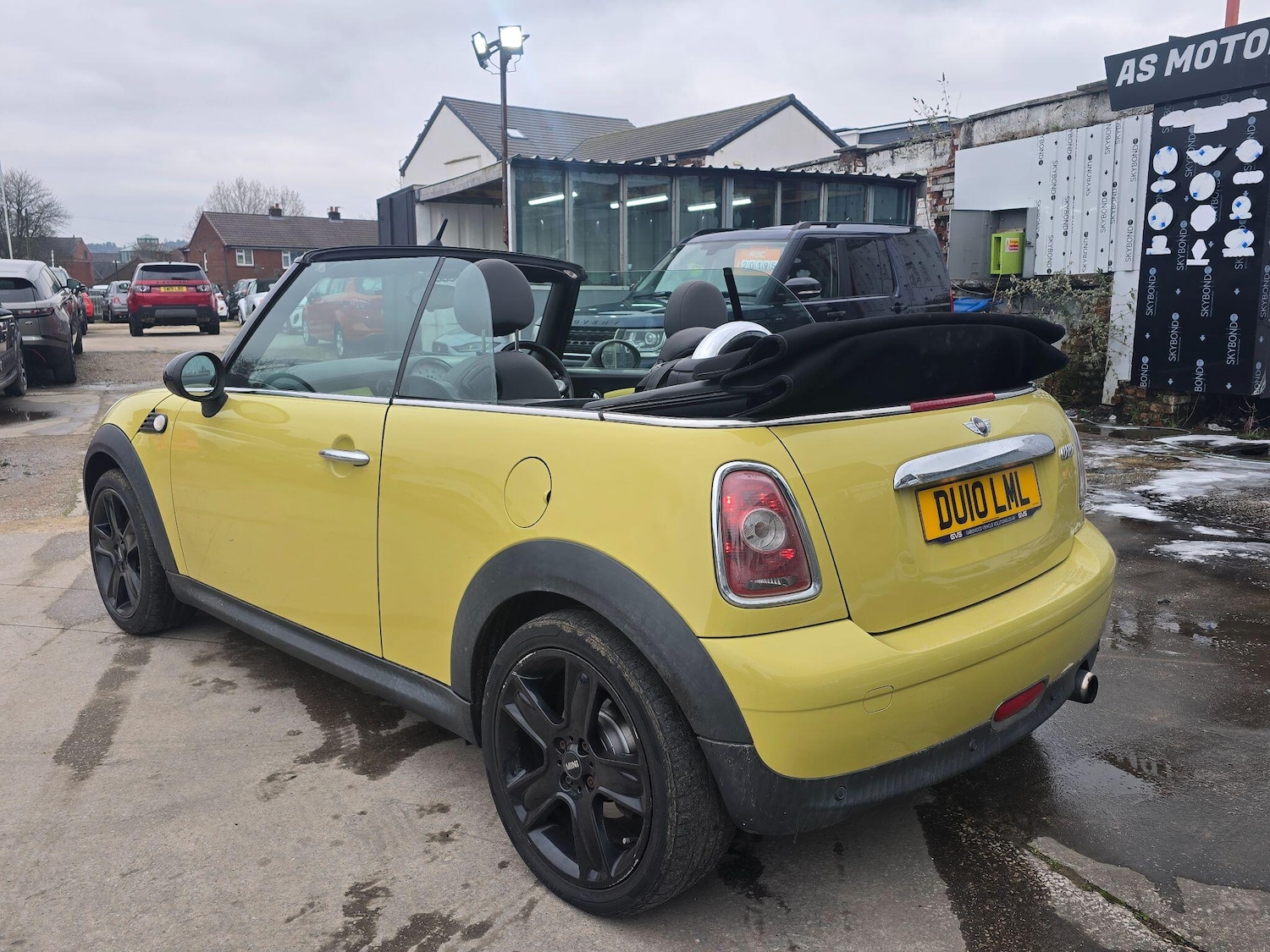 Used MINI Convertible 2010 for sale - 77793490: Photo 5