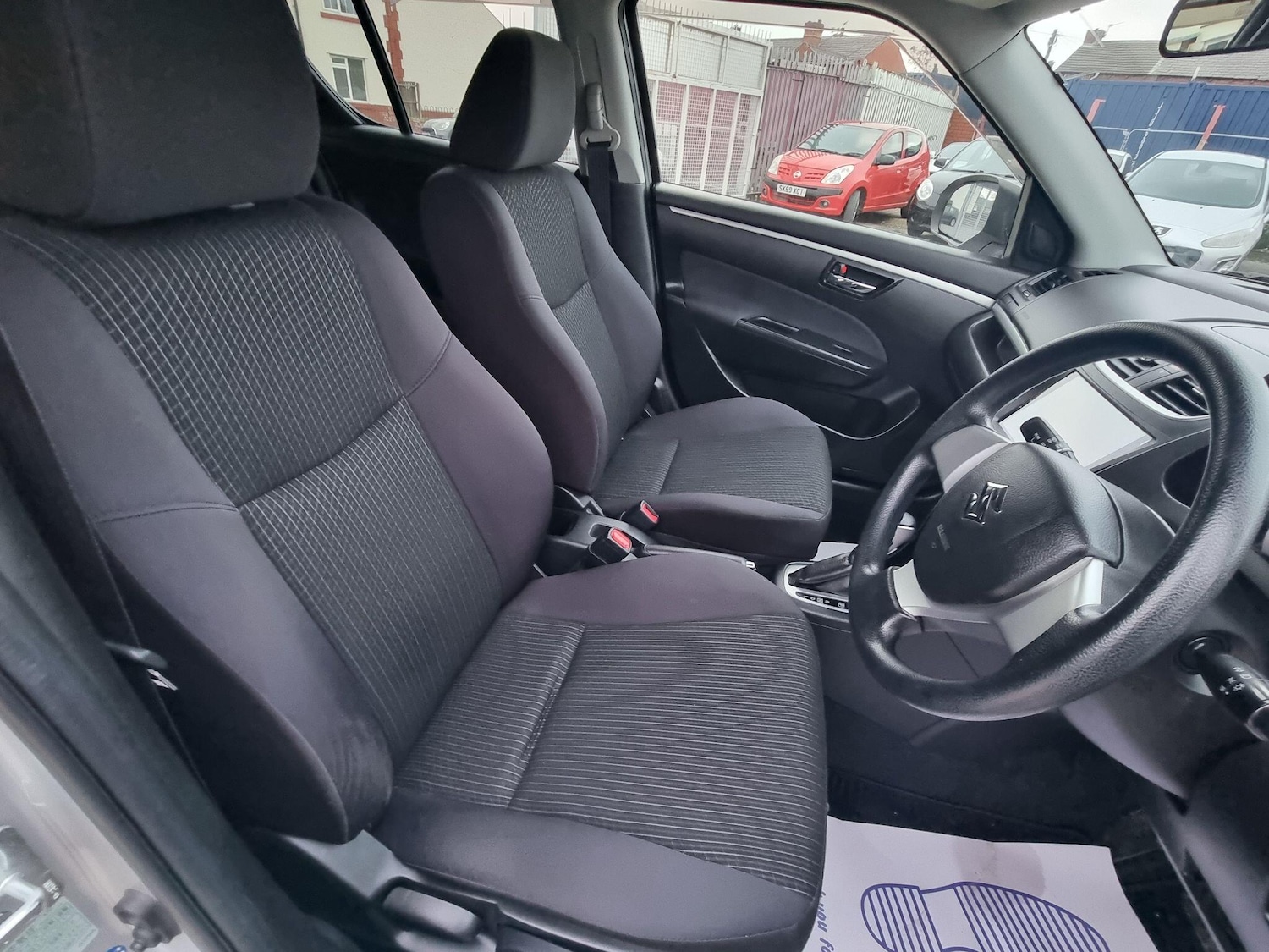 Used Suzuki Swift for sale - 76597207: Photo 5