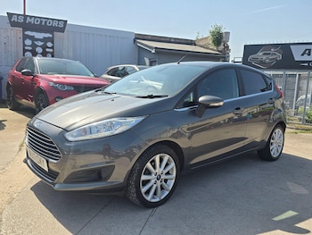 Used Ford Fiesta 2017 for sale - 78741005: Photo