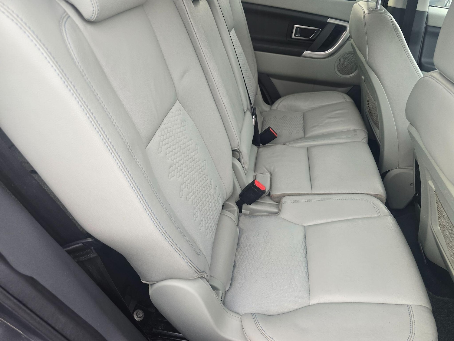 Used Land Rover Discovery Sport 2016 for sale - 77598016: Photo 13