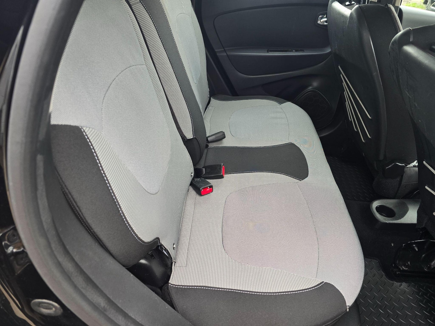 Used Renault Captur 2013 for sale - 76370794: Photo 13