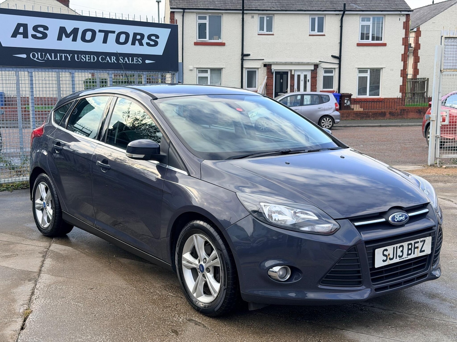 Used Ford Focus 2013 for sale - 76513160: Photo 1