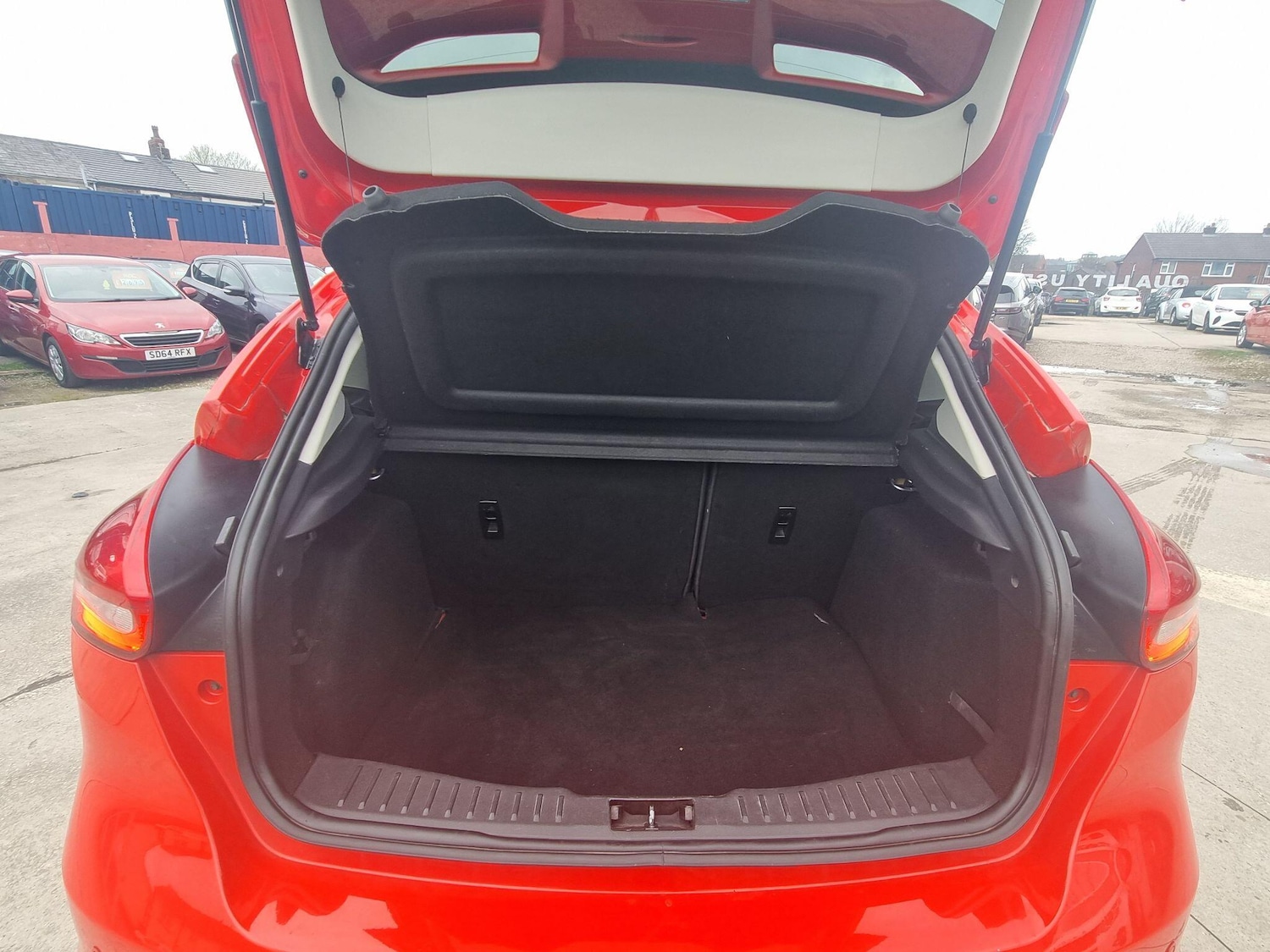 Used Ford Focus 2015 for sale - 78072012: Photo 13