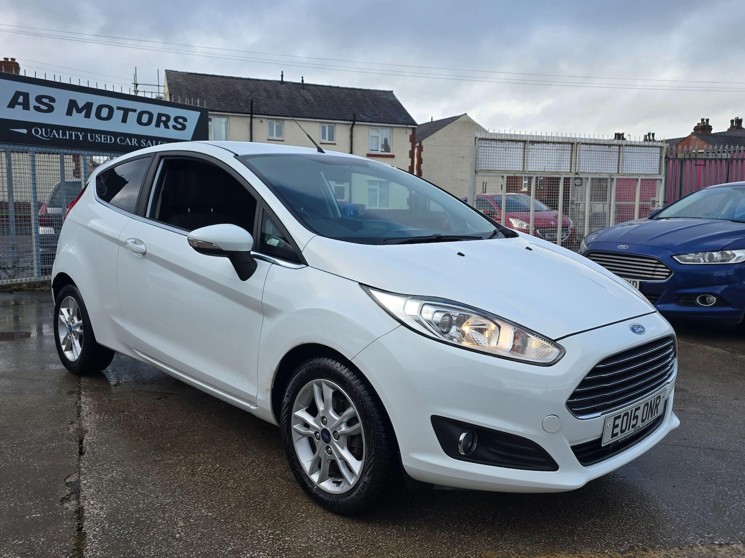 Used Ford Fiesta 2015 for sale - 77396613: Photo 1