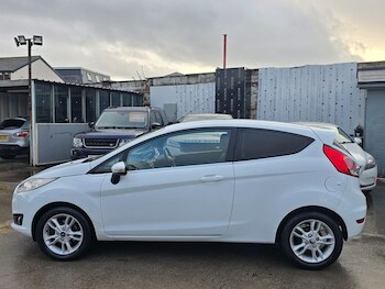 Used Ford Fiesta 2015 for sale - 77396613: Photo